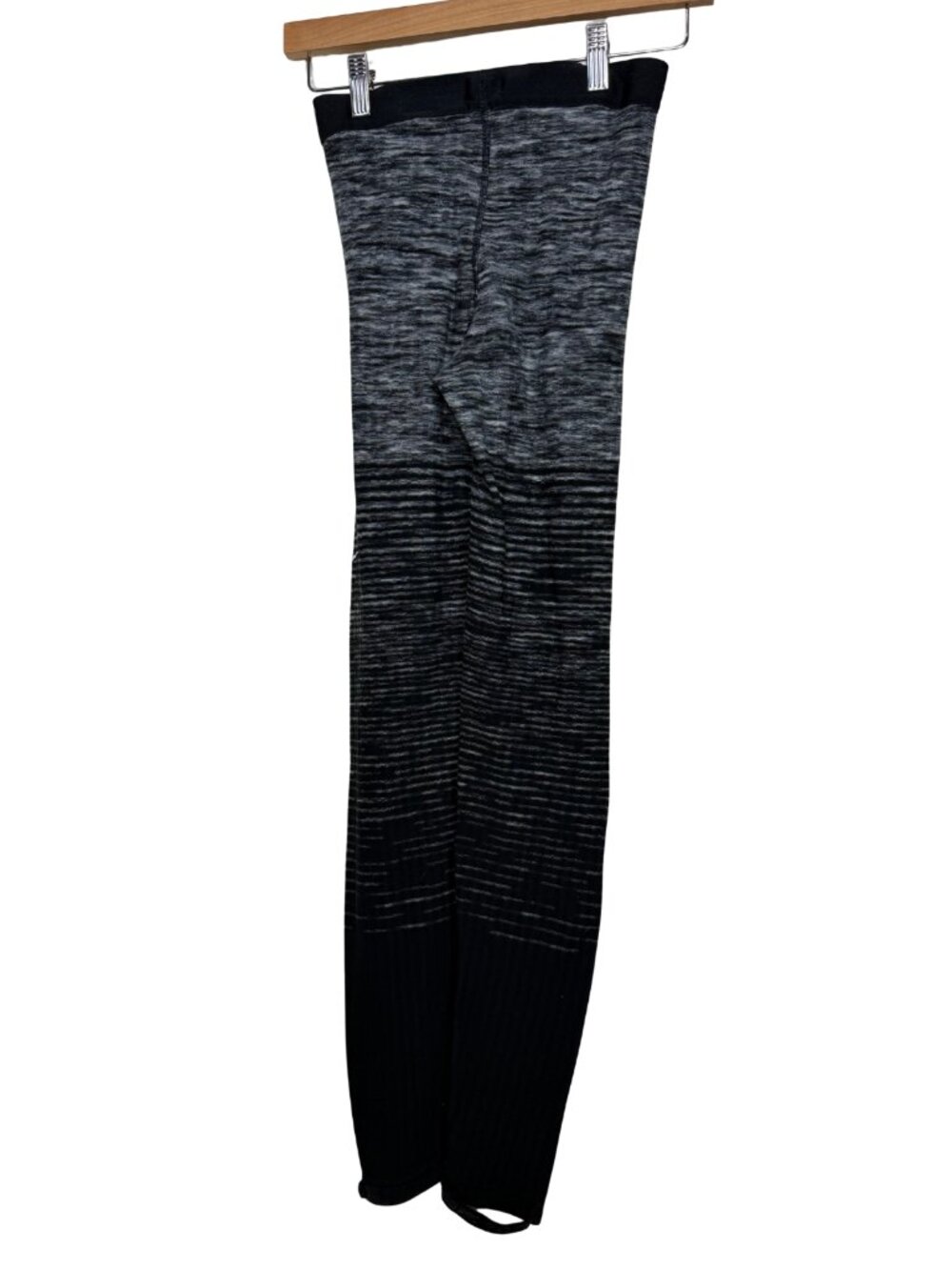 Nike Pro HyperWarm Nordic Gray Gradient Tight Leggings Stirrup Size Small - Picture 4 of 10